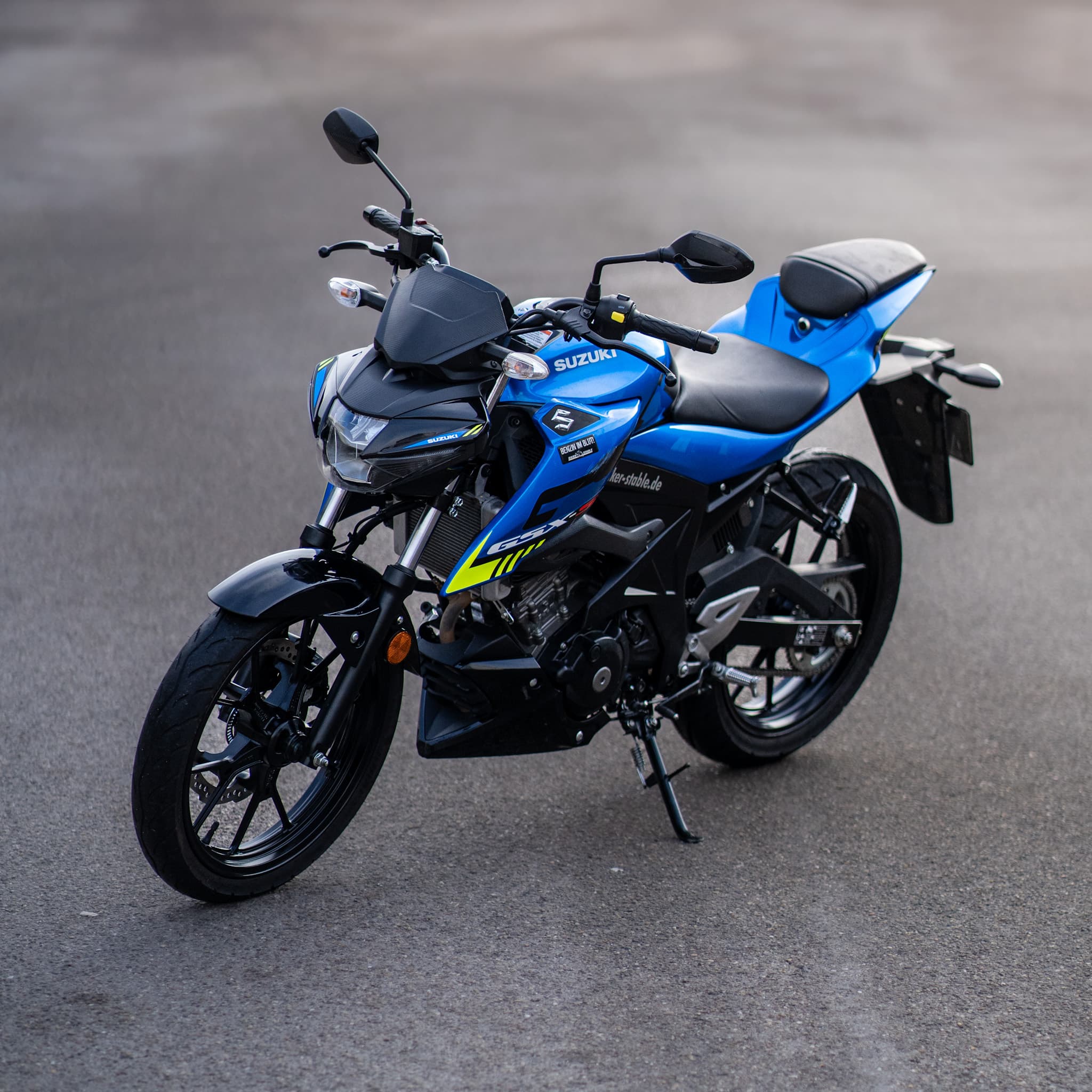 Suzuki GSXS-125