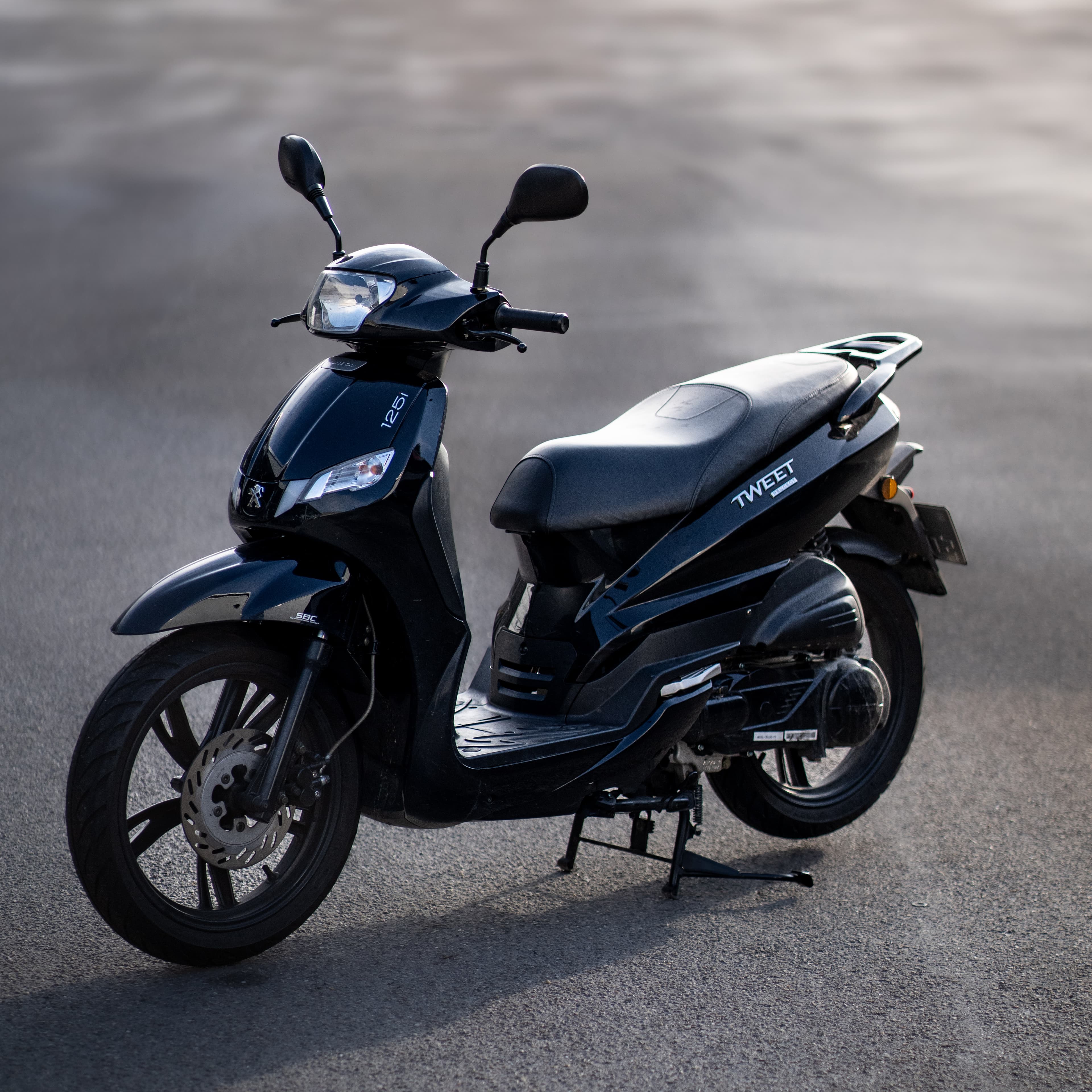 Peugeot Tweet 125