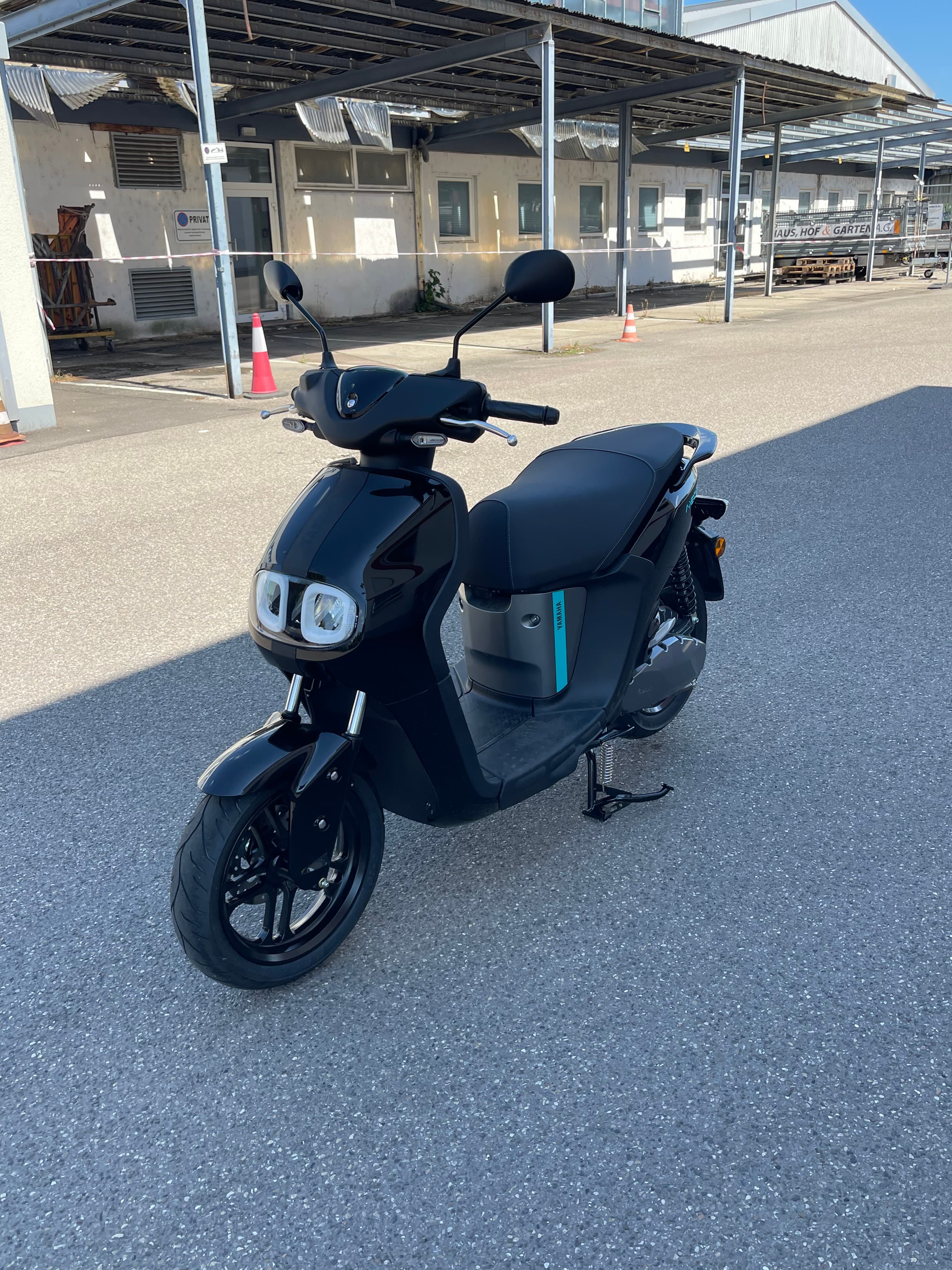 Yamaha NEO's